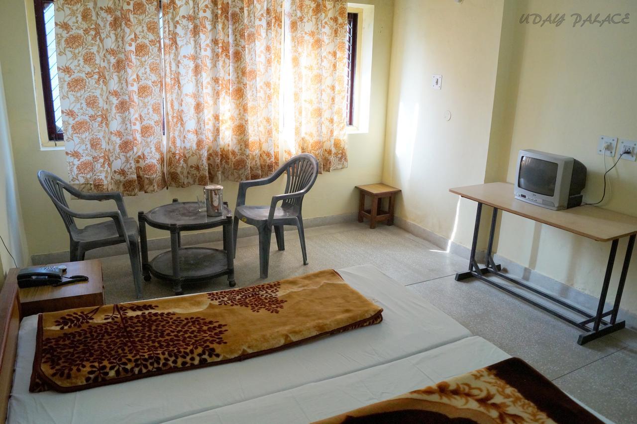 Hotel Uday Palace Pipalkoti ภายนอก รูปภาพ