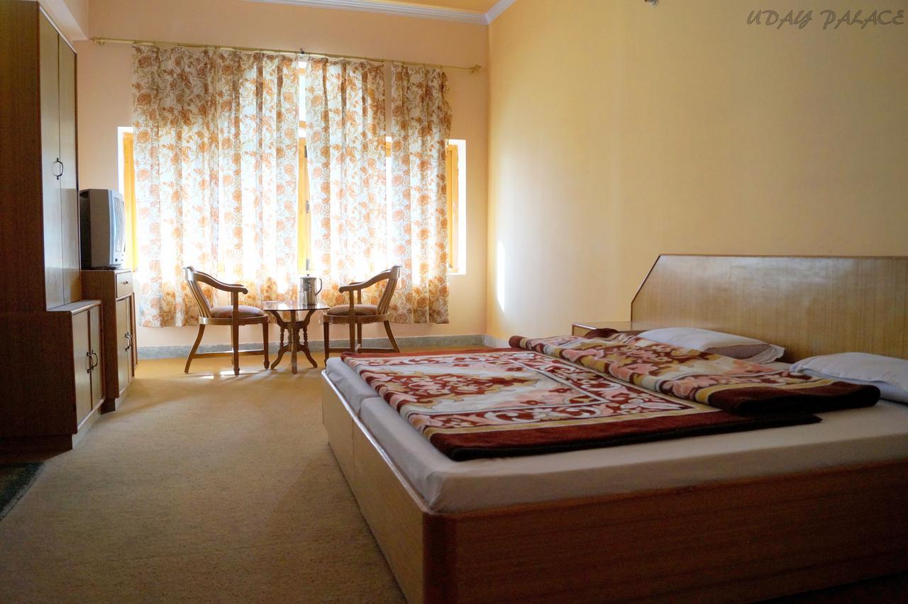 Hotel Uday Palace Pipalkoti ภายนอก รูปภาพ