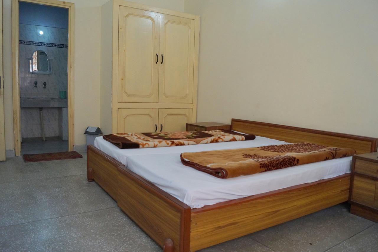 Hotel Uday Palace Pipalkoti ภายนอก รูปภาพ